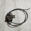 Замок капота Volkswagen Passat 
