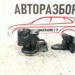 Петли задей правой двери  VW Golf Mk5  2003-2009 Volkswagen Golf оригинальный номер 1K9833402C