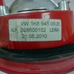 Фонарь задний внутренний левый Volkswagen Golf Mk5 Volkswagen Golf оригинальный номер 1K6945093E