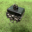 Блок клапанов гидроподвески Toyota Land Cruiser 200 2008-2022 4894060020 Toyota Land Cruiser 