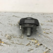 Крючок в багажник задний Mercedes-Benz B-180 2012 Mercedes-Benz B-klasse 