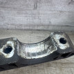 Крепление стабилизатора перед. Cayenne Touareg Q7 Volkswagen Touareg оригинальный номер 7l0411063b