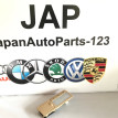 Плафон салонный левый Volkswagen Touareg 2006 Volkswagen Touareg 