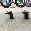 Петля двери задняя правая Volkswagen Tiguan 2008 Volkswagen Tiguan 