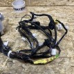 Проводка в переднюю левую дверь Toyota Camry VIII (XV70) Рестайлинг – седан  оригинальный номер 82152-33S60