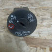 Кнопка отключения airbag Opel Astra J Chevrolet Cruze оригинальный номер 13577258