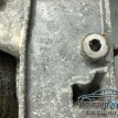 Кронштейн генератора VW Touareg 2003-10 022260087F Volkswagen Touareg оригинальный номер 022260087F