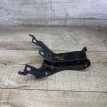 Кронштейн замка капота Nissan Qashqai 2006-2013 Nissan Qashqai оригинальный номер 62552JD00A