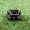 Розетка Toyota Land Cruiser 100 (1998—2002) Toyota Land Cruiser оригинальный номер 5564228010