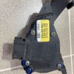 Педаль газа Volkswagen Passat 2001 г Volkswagen Passat оригинальный номер 8D1723523