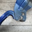 Петля капота правая Mazda 3 BL 2008-2013 Mazda 2 оригинальный номер BBM252410