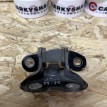 Петля двери передней правой нижняя Toyota Land Cruiser 200 Series  оригинальный номер 68730-12120