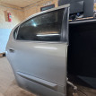 Дверь задняя правая Nissan Cefiro оригинальный номер H21002Y0CA