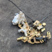 Замок двери Mazda Bongo оригинальный номер 82515VW100