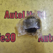 Сайлентблок переднего рычага Toyota Avensis оригинальный номер 4806105010