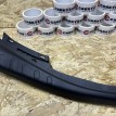 Накладка замка багажника Toyota RAV 4 IV (CA40)  оригинальный номер 64716-42020
