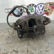 Суппорт тормозной передний правый Volkswagen Volkswagen Passat 