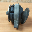Подушка (опора) КПП левая Volkswagen Passat B5 Volkswagen Passat оригинальный номер 8D0399151M