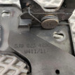 крюк капота Skoda Fabia оригинальный номер 5J0 823 480 C