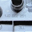 Ручка механизма регулировки высоты сиденья (левая) - Volkswagen Passat B5 Рестайлинг Седан  оригинальный номер 1J0882251