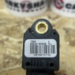 Датчик удара левый Toyota Avensis II Седан  оригинальный номер 89834-05020