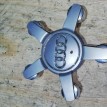 Колпак декор. легкосплавного диска Audi Q7 4L (2005—2009) Audi 200 оригинальный номер 4L0601165D