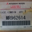 Корпус панели индикации Митцубиси Паджеро Mitsubis Mitsubishi i оригинальный номер MR962614