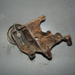 Кронштейн ГУР Mitsubishi  4G93 Mitsubishi Carisma оригинальный номер MD322068