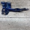 Петля капота правая Mazda 3 BL 2008-2013 Mazda 2 оригинальный номер BBM252410