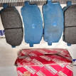 Колодки тормозные передние Kluger/Harrier/RX 2001- Lexus RX оригинальный номер 04465-48090