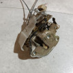 Замок двери задней левой Toyota Prius оригинальный номер 6906047011