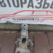 Петли передней правой двери Toyota Avensis 270 Toyota Camry оригинальный номер 6871002060