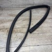 Уплотнители стекол дверей Nissan Qashqai (J10) FR Nissan Qashqai оригинальный номер 80330jd000
