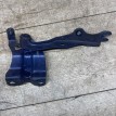 Петля капота левая Mazda 3 BL мазда Mazda 2 оригинальный номер BBM252420