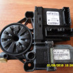 Моторчик стеклоподъемника Volkswagen Golf Plus II (2009—2014) Volkswagen Golf Plus оригинальный номер 5M1837402P
