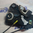 Замок двери передней правой Toyota Avensis T250 Toyota Avensis оригинальный номер 6903005130