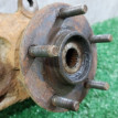 Кулак поворотный передний правый Mitsubishi Mitsubishi i оригинальный номер MR491324