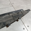 Кожух замка капота Mitsubishi Diamante оригинальный номер MR396971