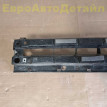 Кронштейн переднего бампера LR Defender 2 (L663) Land Rover Defender оригинальный номер LR132640