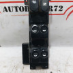Блок управления стеклоподъемниками Hyundai i30 FD Hyundai i30 оригинальный номер 935702L010