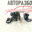 Петли задей правой двери  VW Golf Mk5  2003-2009 Volkswagen Golf оригинальный номер 1K9833402C