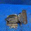 Кронштейн двигателя Hyundai Santa Fe I (2000—2012) Hyundai Santa Fe оригинальный номер 2183026100, G4JS