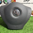 Подушка безопасности в руль Volkswagen Touran 2011 Volkswagen Touran 