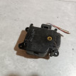 Моторчик заслонки отопителя Toyota Prius оригинальный номер 0637007040