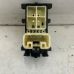 Кнопка стеклоподъемника правая Toyota Yaris Toyota Yaris оригинальный номер 848100D030