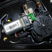 Стеклоподъемник электр. задний правый Land Rover Freelander 