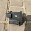 Моторчик заслонки печки Toyota Avensis T250 Toyota Avensis оригинальный номер 1138002051