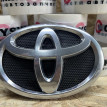Эмблема переднего бампера Toyota Camry VI (XV40) оригинальный номер 75311-33130