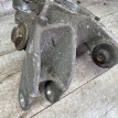 Кулак задний правый VW Touareg NF  Porsche Cayenne Volkswagen Touareg оригинальный номер 7p0505436b