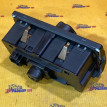 Блок управления светом Land Rover Freelander II рестайлинг (2010—2012) Land Rover Freelander оригинальный номер LR005194